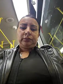 Abril Luv online show from March 2026 12:28:02 AM