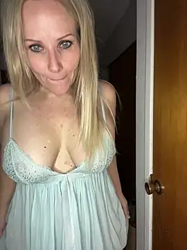 Sexual Lovable Doll online show from March 2025 07:20:02 AM