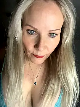 Sexual Lovable Doll online show from October 2025 04:40:02 PM