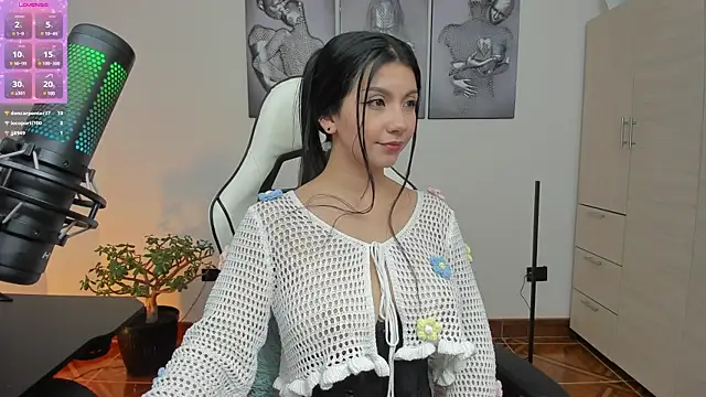 Snapshot of Gisell1501997 chatting on February 2025 09:00:01 PM Gisell1501997 online show from February 2025 09:00:01 PM