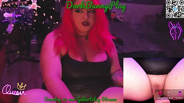 Snapshot of DarkBunnyPlay chatting on May 2026 06:57:02 PM DarkBunnyPlay online show from May 2026 06:57:02 PM