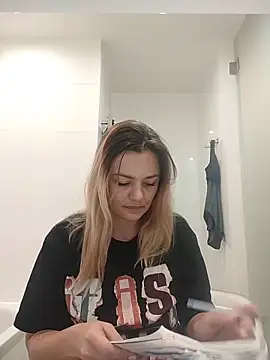 KrissSexi online show from November 2025 10:13:02 AM