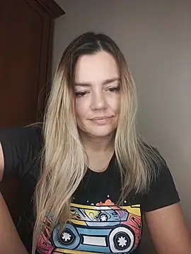 KrissSexi online show from November 2025 08:34:02 PM