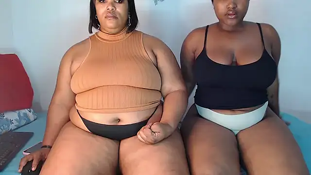 SexyAmeena2002 online show from January 2026 09:28:01 PM