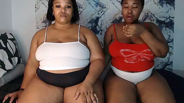 SexyAmeena2002 online show from April 2026 09:45:02 PM