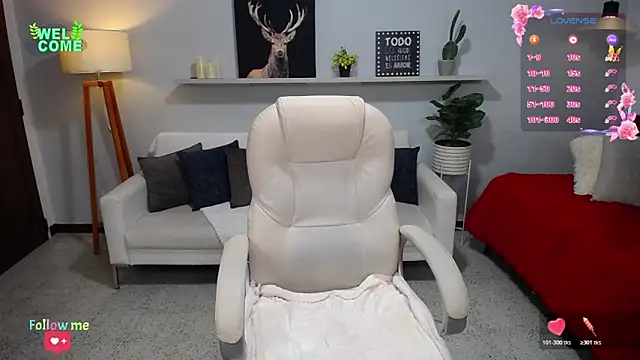 Bianca     online show from October 2025 10:43:02 PM