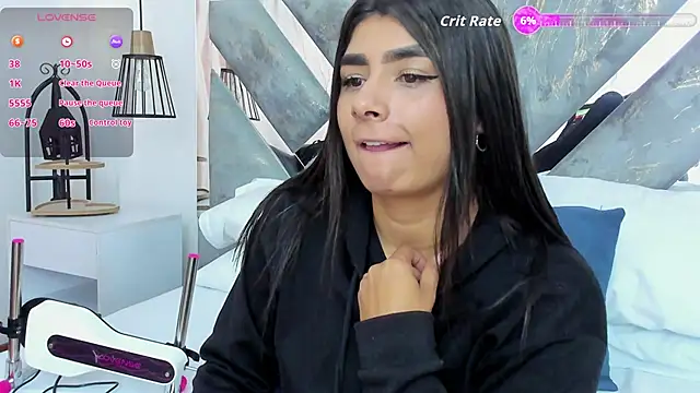 Snapshot of ZiaCalifa chatting on October 2025 12:06:01 PM ZiaCalifa online show from October 2025 12:06:01 PM