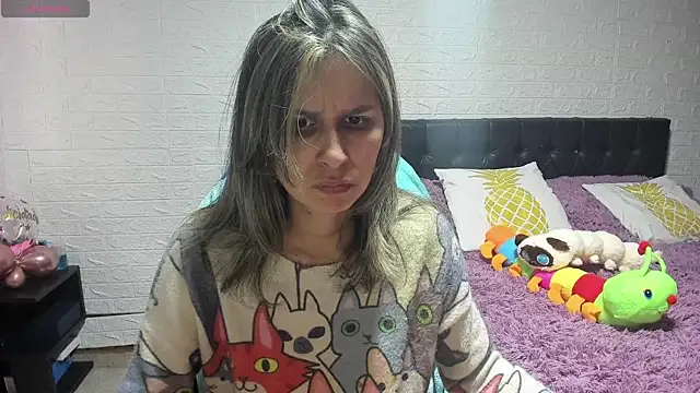 lauren ashlee online show from February 2025 02:22:02 PM