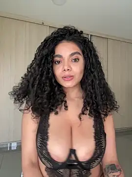 Snapshot of Mariecurl chatting on February 2026 06:55:02 PM Mariecurl online show from February 2026 06:55:02 PM