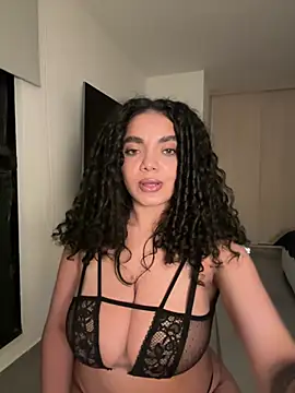 Snapshot of Mariecurl chatting on February 2026 01:22:02 AM Mariecurl online show from February 2026 01:22:02 AM