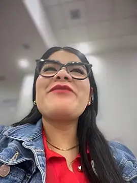 Snapshot of Insane_Issa chatting on January 2025 09:16:01 PM Insane Issa online show from January 2025 09:16:01 PM