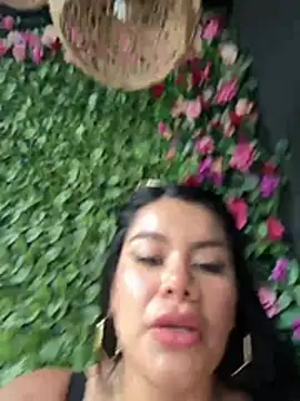 Snapshot of Insane_Issa chatting on January 2026 03:27:01 PM Insane Issa online show from January 2026 03:27:01 PM