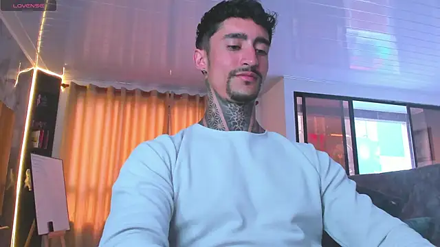 Snapshot of Mark_Kamper chatting on November 2025 07:46:01 PM Mark Kamper online show from November 2025 07:46:01 PM