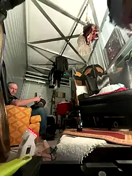 Snapshot of SummerBlueMoon chatting on September 2025 05:00:02 AM SummerBlueMoon online show from September 2025 05:00:02 AM