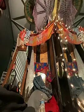 Snapshot of SummerBlueMoon chatting on October 2025 02:00:02 AM SummerBlueMoon online show from October 2025 02:00:02 AM