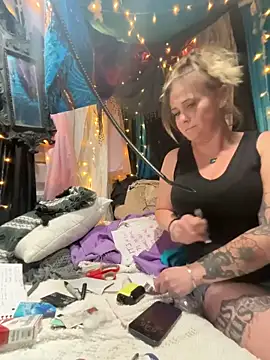 SummerBlueMoon online show from March 2026 01:46:02 AM