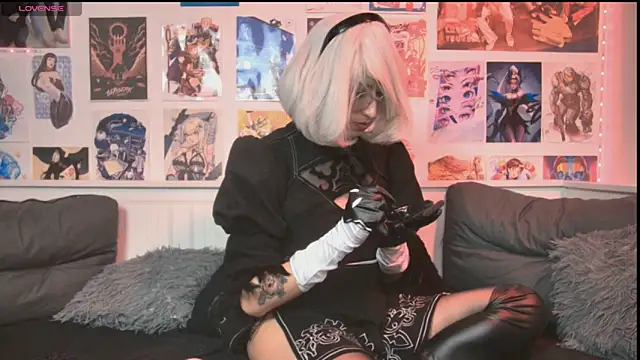 snowblack  online show from January 2026 05:05:01 PM