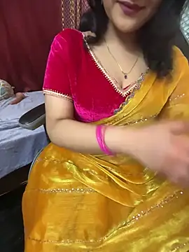 Snapshot of LuscousPussy chatting on November 2025 06:53:02 PM LuscousPussy online show from November 2025 06:53:02 PM