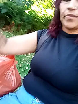 Snapshot of KaiicyQuuen chatting on January 2025 01:31:02 PM KaiicyQuuen online show from January 2025 01:31:02 PM