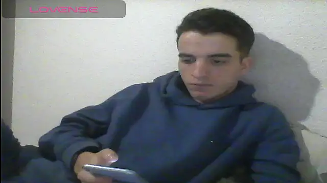 Snapshot of Tombgy07 chatting on January 2025 08:43:02 PM Tombgy07 online show from January 2025 08:43:02 PM