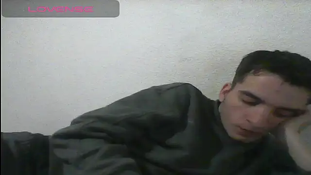 Snapshot of Tombgy07 chatting on February 2025 08:53:02 PM Tombgy07 online show from February 2025 08:53:02 PM