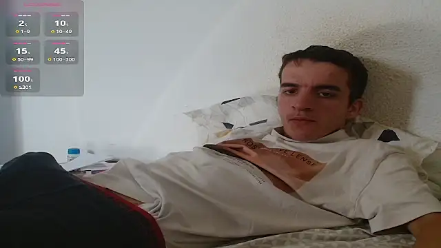 Snapshot of Tombgy07 chatting on September 2025 12:18:02 PM Tombgy07 online show from September 2025 12:18:02 PM