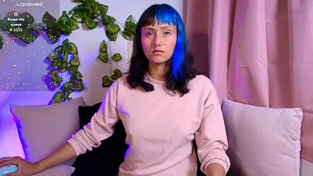 tati cardenas online show from February 2026 05:03:02 AM