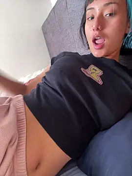 tati cardenas online show from March 2026 09:43:01 PM