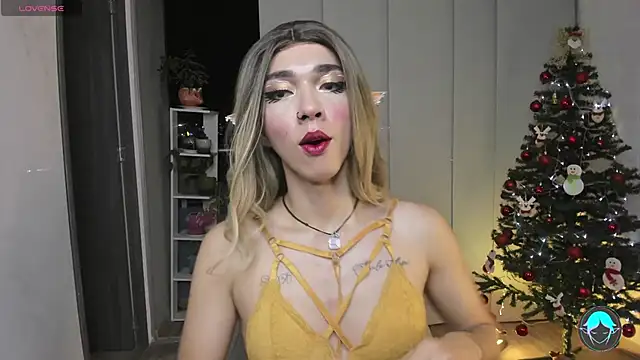 sofi elfqueen online show from December 2024 01:02:02 AM