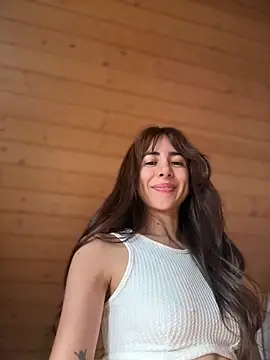 lauravasquez online show from June 2026 07:55:02 AM