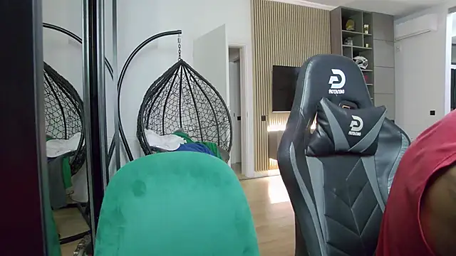 UbbeViking online show from February 2025 10:47:02 PM