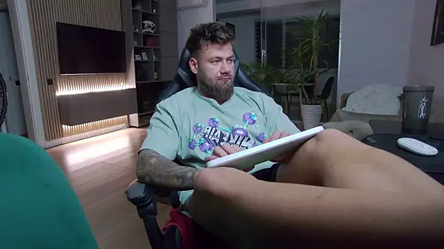 UbbeViking online show from March 2025 10:10:01 PM