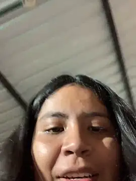 moncerrat luna online show from December 2024 10:12:02 PM