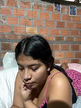 moncerrat luna online show from January 2025 03:32:01 PM