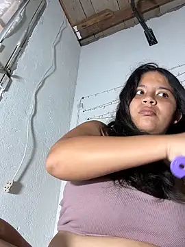 moncerrat luna online show from March 2026 07:55:02 PM