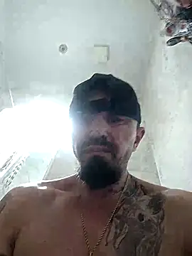 Snapshot of erbod_Johnny chatting on December 2025 04:23:02 PM erbod Johnny online show from December 2025 04:23:02 PM