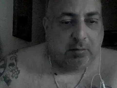 Snapshot of Paolino_8316 chatting on March 2025 06:21:02 PM Paolino 8316 online show from March 2025 06:21:02 PM