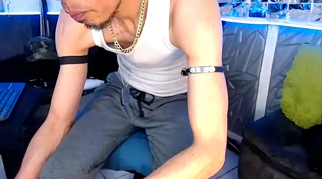 Mensecret69 online show from February 2025 09:13:02 PM