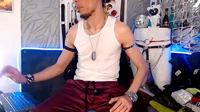 Mensecret69 online show from March 2025 01:00:01 AM