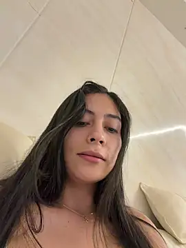 Sophie  Foxxx online show from December 2025 11:35:02 PM