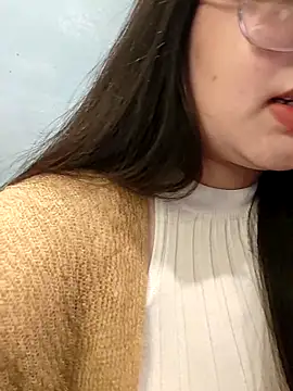 Snapshot of ANNELIESE_ chatting on February 2025 02:37:02 PM ANNELIESE online show from February 2025 02:37:02 PM