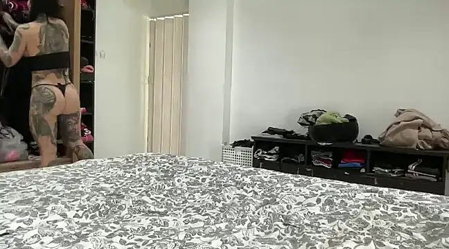 Snapshot of claudiacvc95 chatting on December 2024 07:37:01 AM claudiacvc95 online show from December 2024 07:37:01 AM