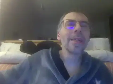 ptitcanard60600 online show from February 2025 10:33:01 PM