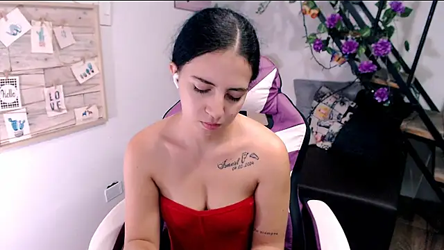 Snapshot of samantha_baby_ chatting on April 2026 02:04:01 PM samantha baby online show from April 2026 02:04:01 PM