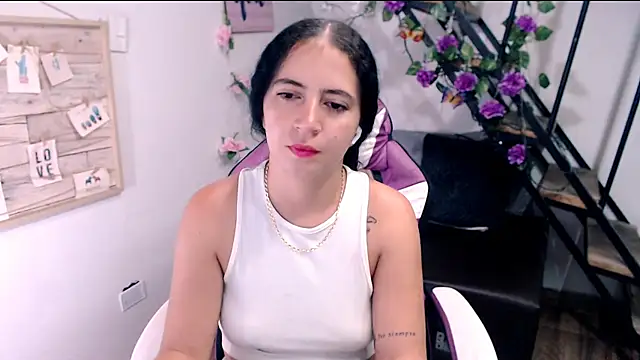 Snapshot of samantha_baby_ chatting on May 2026 10:04:02 PM samantha baby online show from May 2026 10:04:02 PM