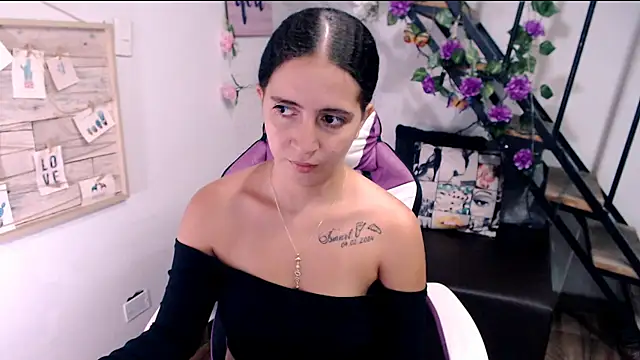 Snapshot of samantha_baby_ chatting on June 2026 06:45:01 PM samantha baby online show from June 2026 06:45:01 PM