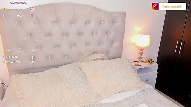 Snapshot of Tiana_saenz chatting on March 2025 02:36:01 AM Tiana saenz online show from March 2025 02:36:01 AM