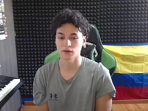 Snapshot of Curly_Angel24 chatting on August 2026 08:51:02 PM Curly Angel24 online show from August 2026 08:51:02 PM