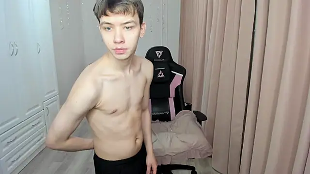 lil cassie online show from January 2025 08:06:02 PM