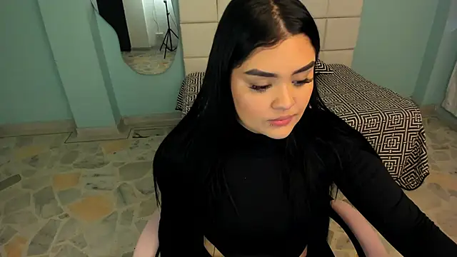 martinasaez online show from September 2025 01:11:02 PM